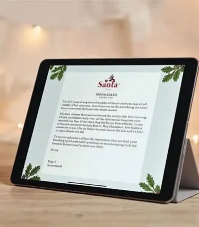 Lettera personalizzata con risposta di Babbo Natale visualizzata su tablet